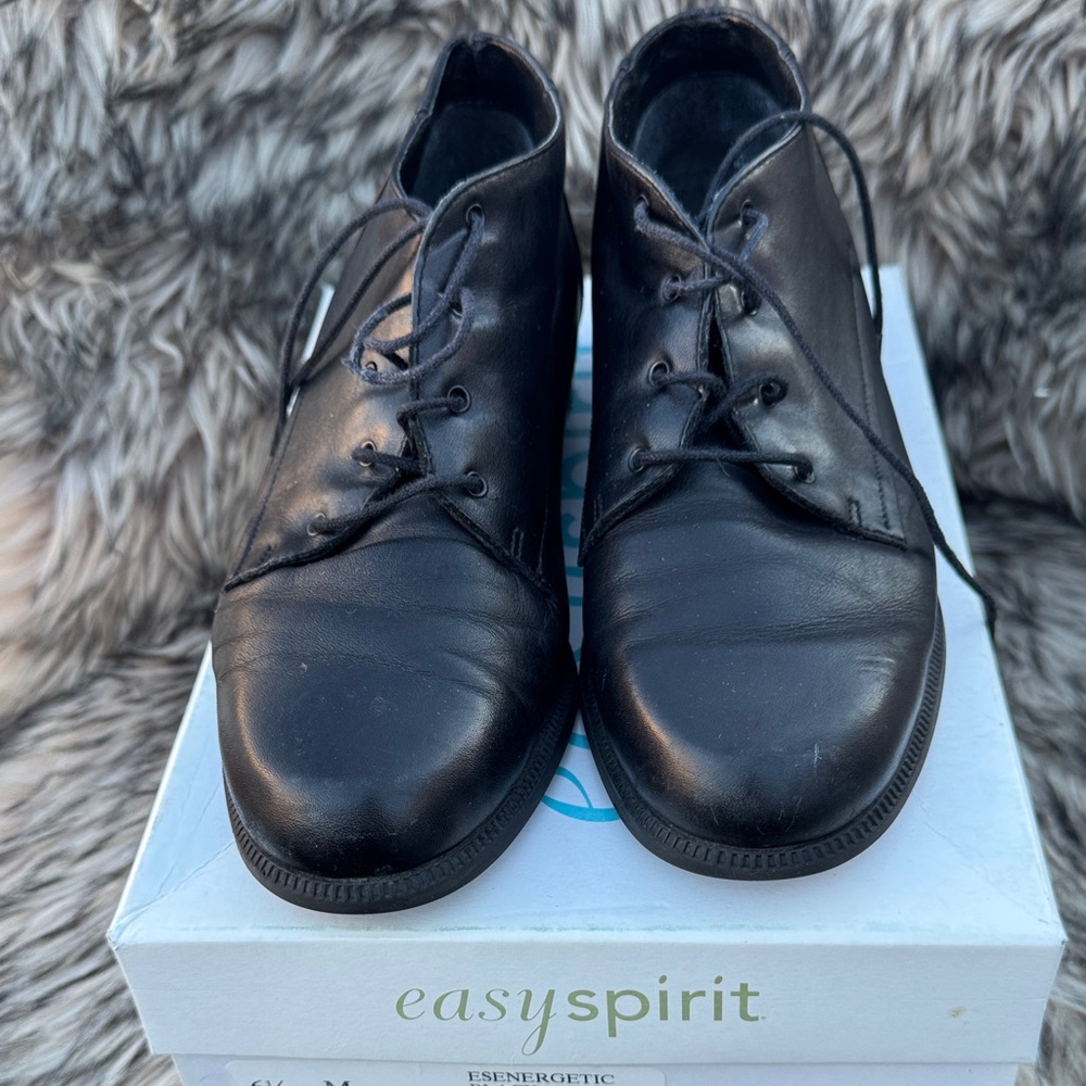 Easy Spirit Black Esenergetic Boots for women